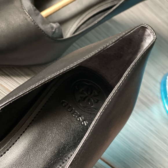 ☀️$$GUESS SALE$$☀️price as shown - Picture 7 of 8